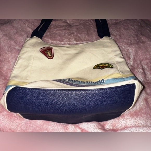 Disney Handbag Walt Disney World PARKS 1971 canvas shoulder Bag Purse Patches - Picture 4 of 13